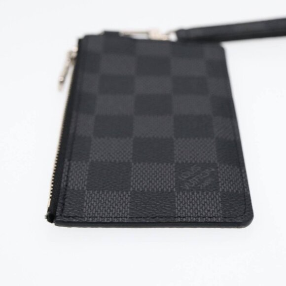 LOUIS VUITTON Damier Graphite Play Phone 8 iPhone Case - Picture 7 of 16